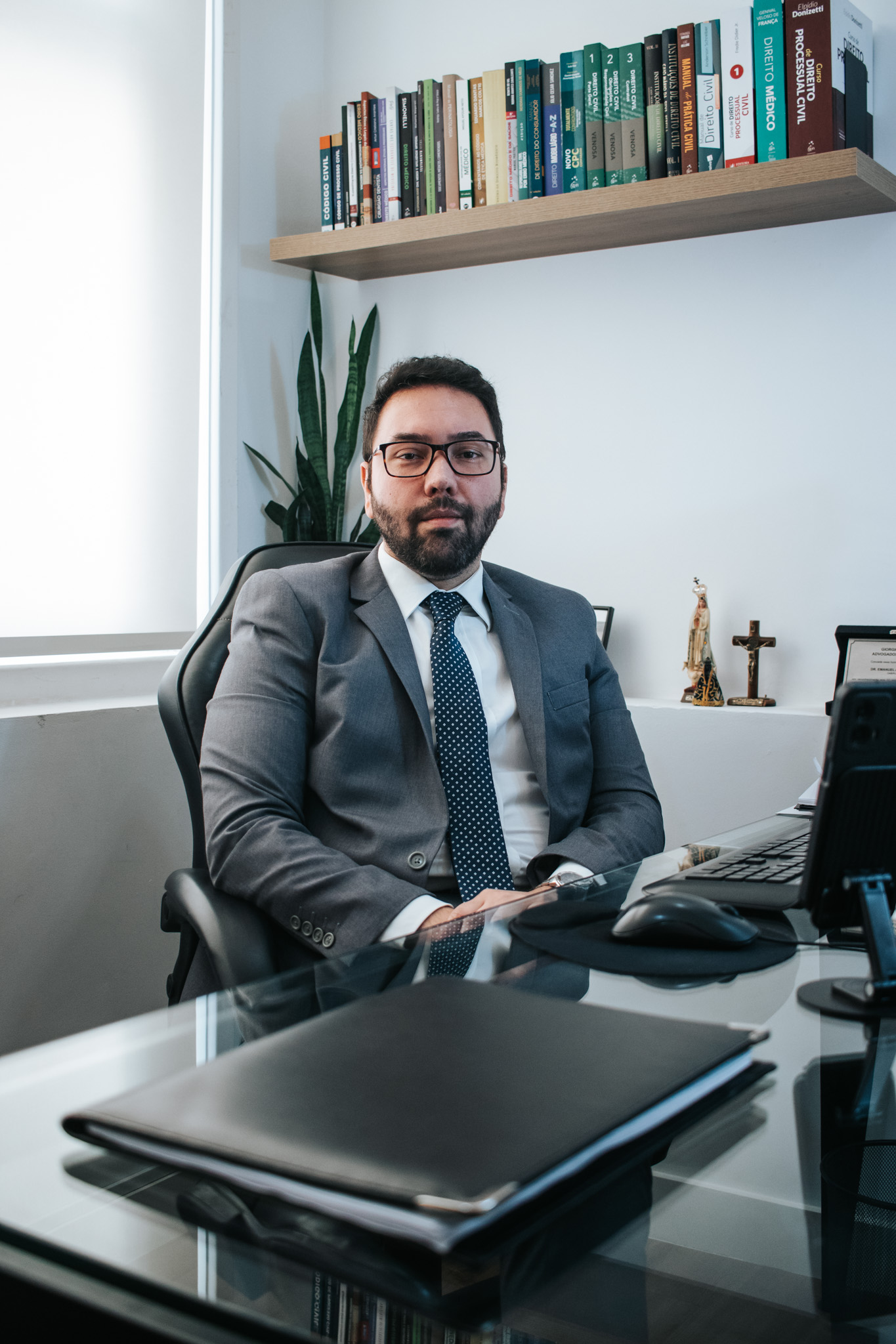 Dr. Emanuel Alves